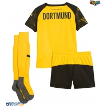 Otroški Nogometni dresi Borussia Dortmund Domači 2025-26 Kratek Rokav (+ Kratke hlače)